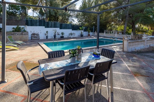 5 soverom Villa til salgs i Santa Ponsa, Calvià med svømmebasseng garasje - € 1 600 000 (Ref: 9440220)