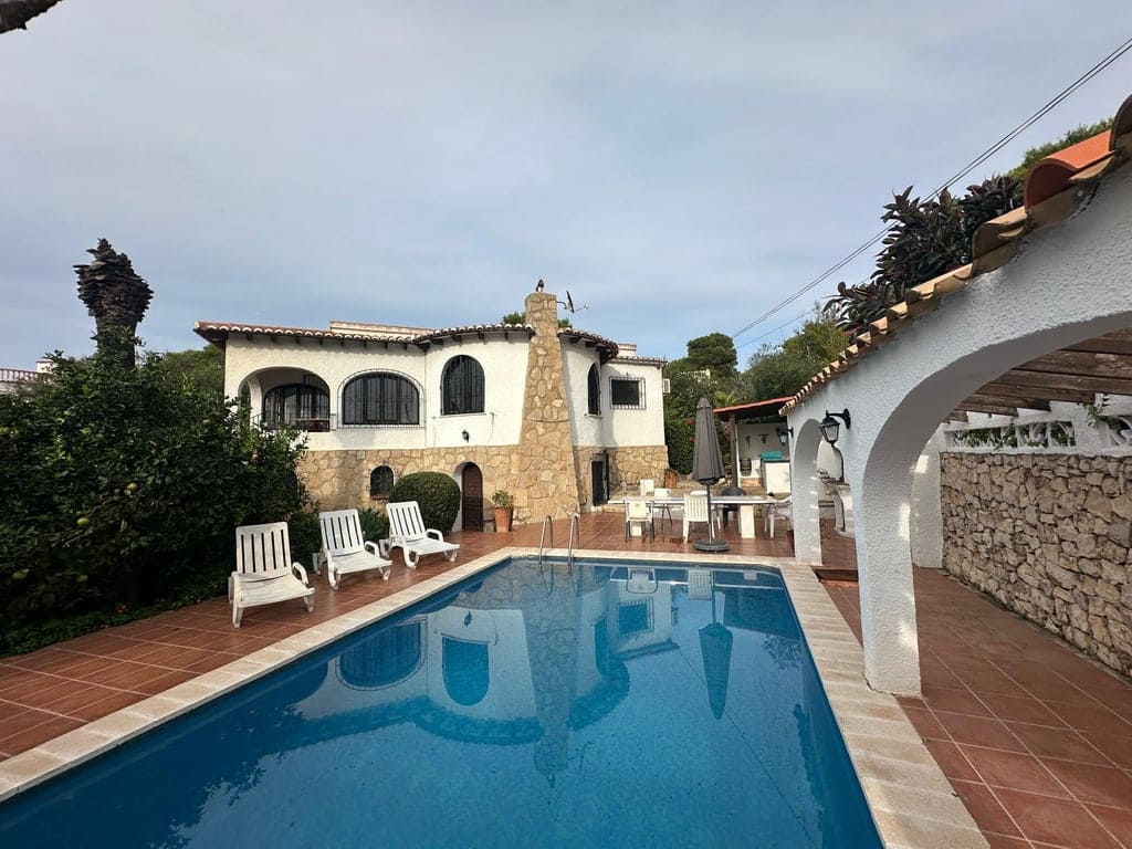 3 bedroom Villa for sale in Javea / Xabia with pool garage - € 545,000 (Ref: 10158426)