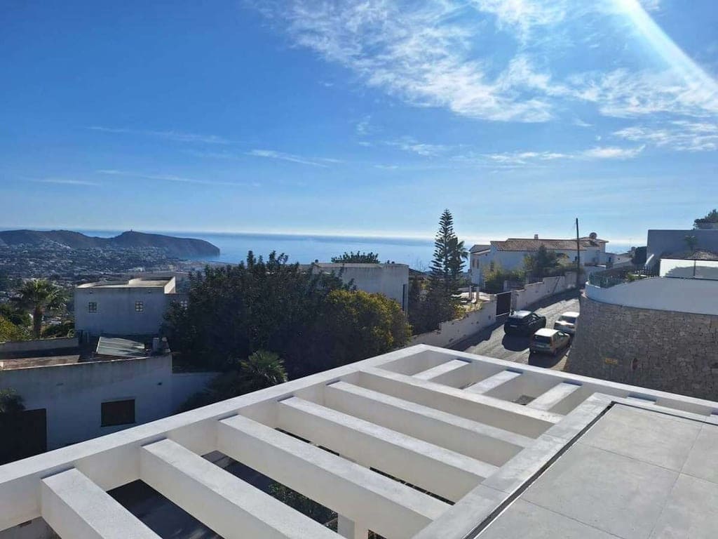 3 bedroom Villa for sale in Teulada - € 2,250,000 (Ref: 8580792)