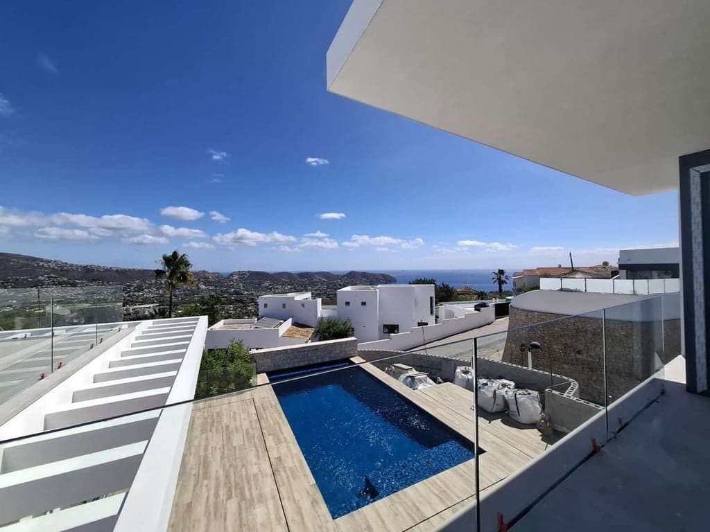 3 bedroom Villa for sale in Teulada - € 2,250,000 (Ref: 8580792)