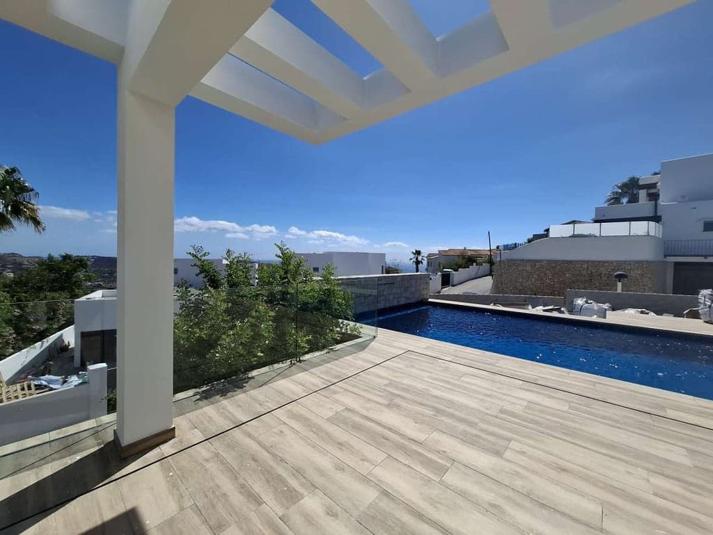 3 bedroom Villa for sale in Teulada - € 2,250,000 (Ref: 8580792)