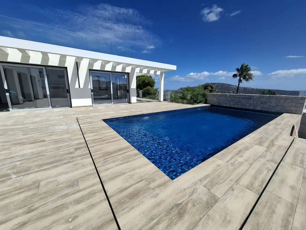 3 bedroom Villa for sale in Teulada - € 2,250,000 (Ref: 8580792)