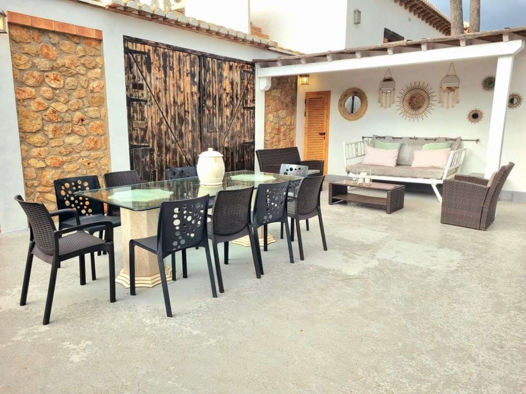 12 slaapkamer Villa te koop in Lliber met zwembad - € 1.500.000 (Ref: 8826323)