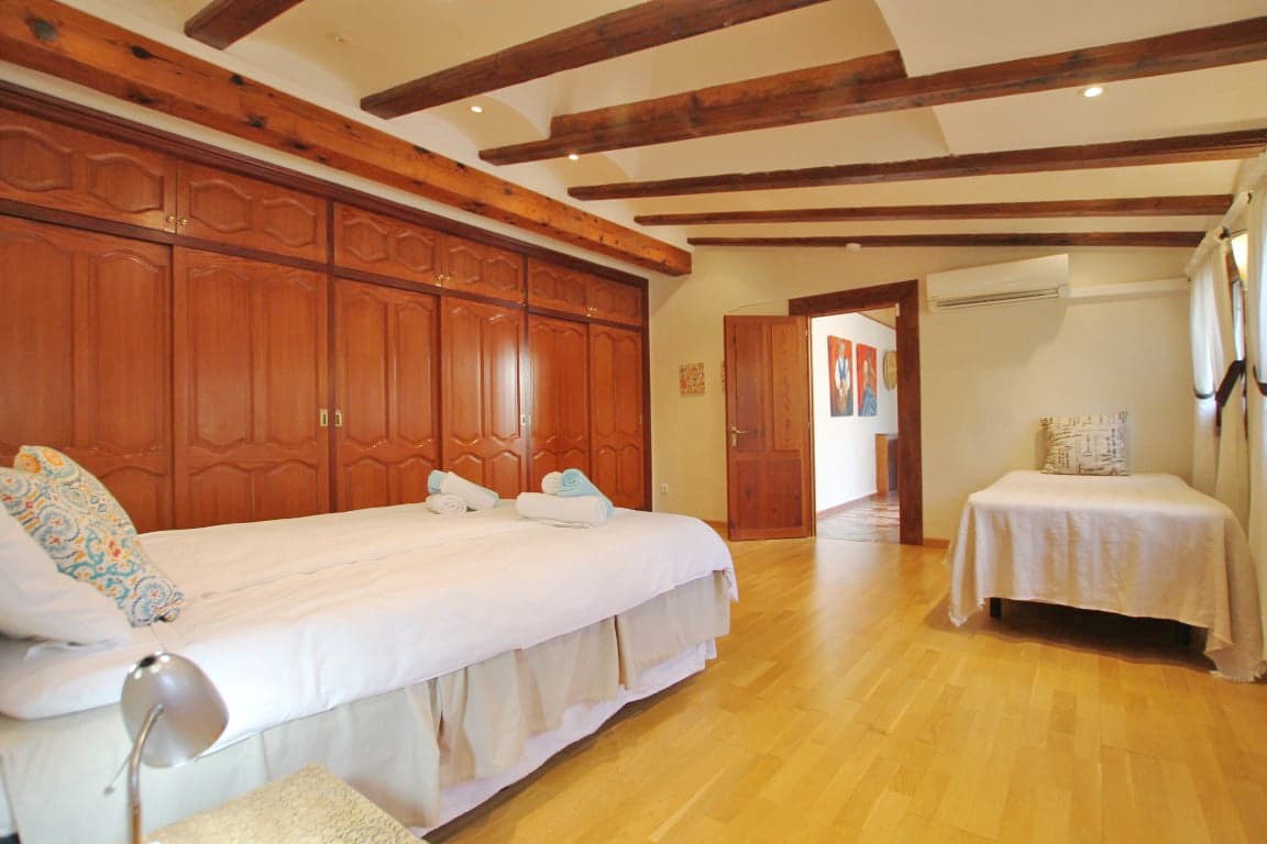 12 bedroom Villa for sale in Javea / Xabia with pool garage - € 1,590,000 (Ref: 9076434)