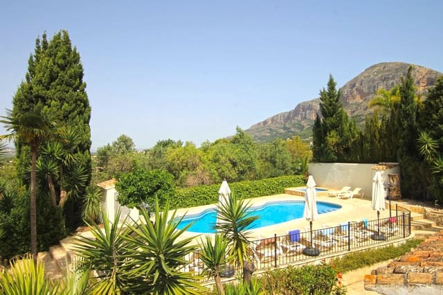 12 Zimmer Villa zu verkaufen in Javea / Xàbia mit Pool Garage - 1.590.000 € (Ref: 9076434)