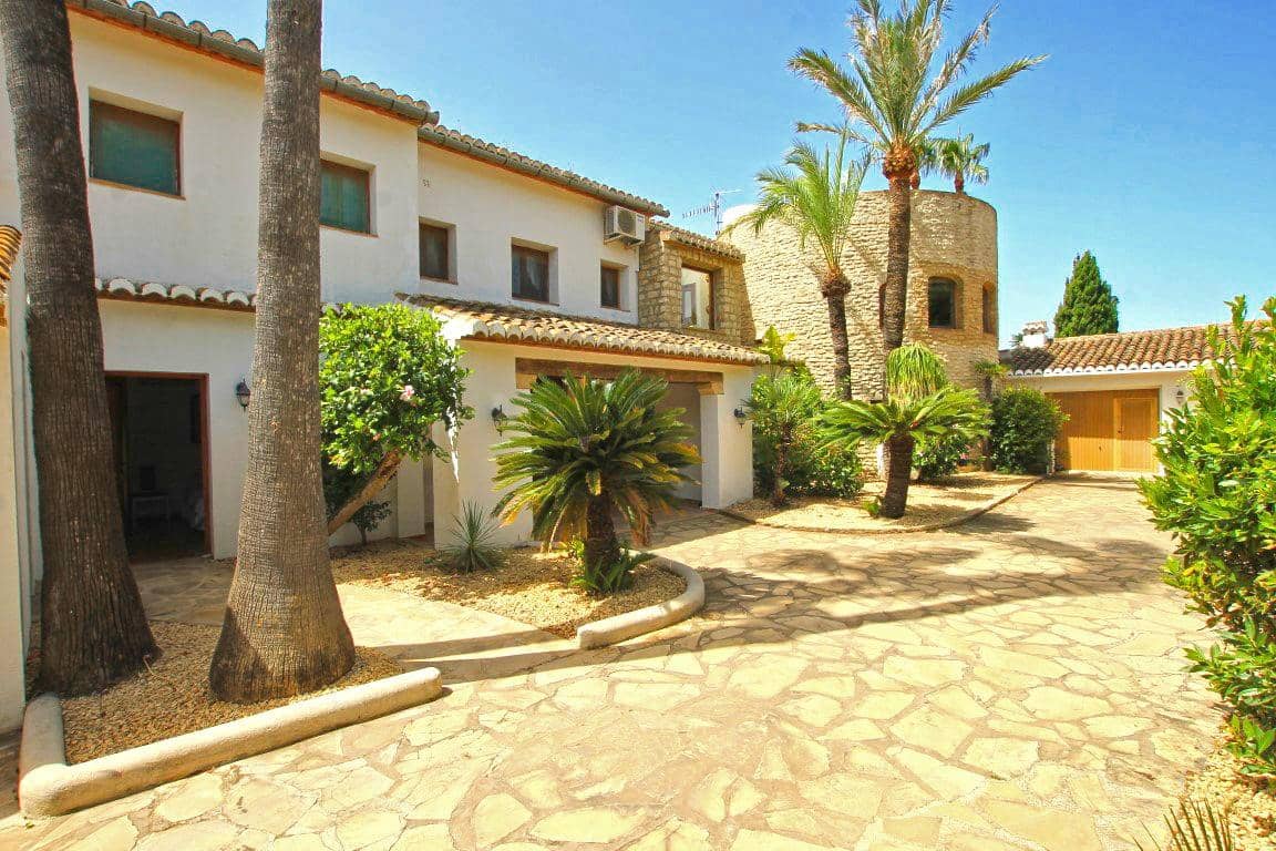 12 bedroom Villa for sale in Javea / Xabia with pool garage - € 1,590,000 (Ref: 9076434)