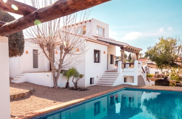 4 soveværelse Villa til salg i Cap Martí - El Tossalet - Pinomar, Javea / Xàbia med swimmingpool garage - € 790.000 (Ref: 9076440)