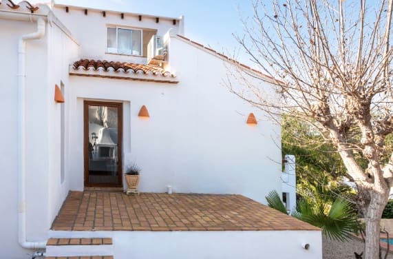 4 soveværelse Villa til salg i Javea / Xabia med swimmingpool garage - € 790.000 (Ref: 9076440)
