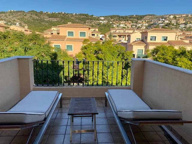 5 makuuhuone Omakotitalo vuokrattavana paikassa Javea / Xabia mukana uima-altaan 
autotalli - 2 600 € (Ref: 9076469)