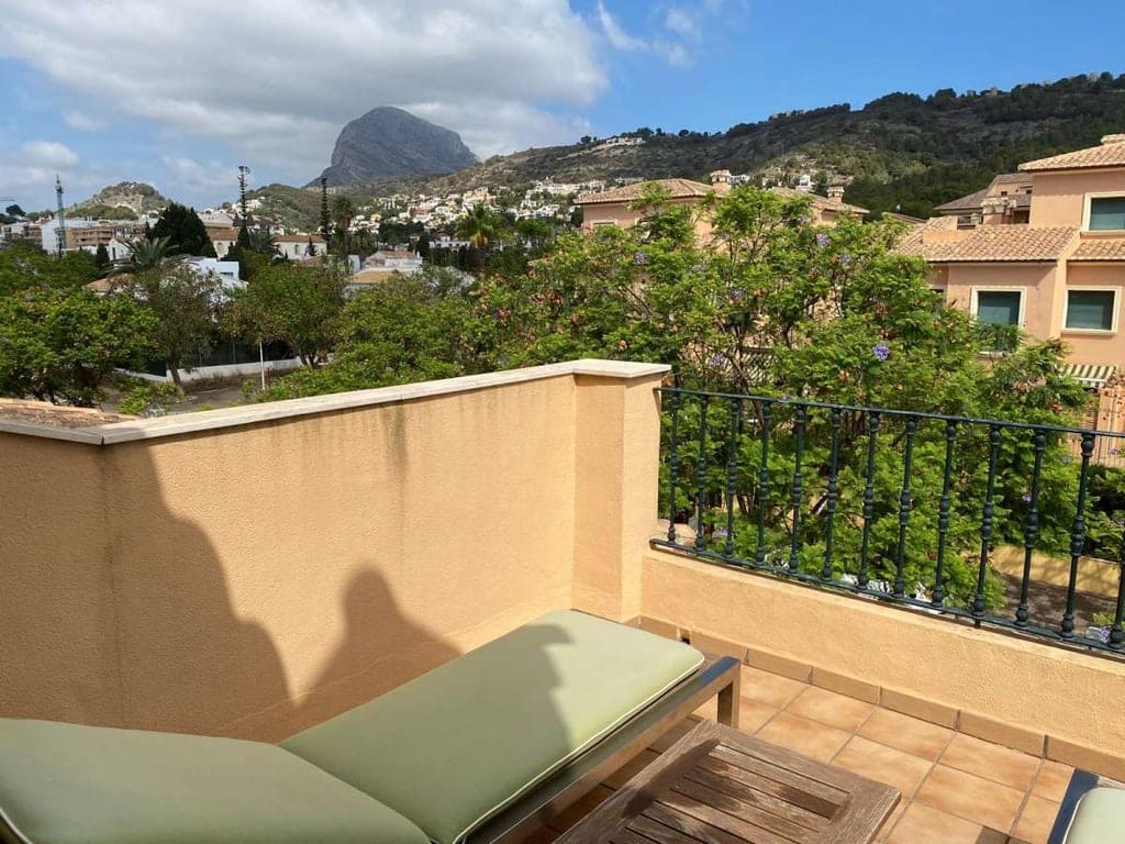 5 makuuhuone Omakotitalo vuokrattavana paikassa Javea / Xabia mukana uima-altaan 
autotalli - 2 600 € (Ref: 9076469)