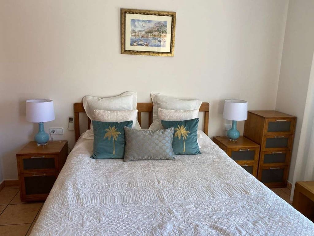 5 makuuhuone Omakotitalo vuokrattavana paikassa Javea / Xabia mukana uima-altaan 
autotalli - 2 600 € (Ref: 9076469)