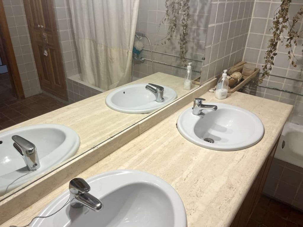 5 soveværelse Byhus til salg i Orba - € 329.000 (Ref: 9108031)