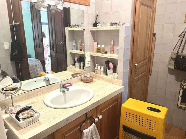 5 Zimmer Haus zu verkaufen in Orba - 329.000 € (Ref: 9108031)