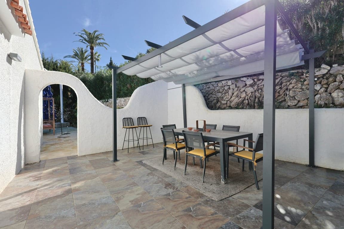 Chalet de 4 habitaciones en Javea / Xàbia en venta con piscina garaje - 1.250.000 € (Ref: 9172147)