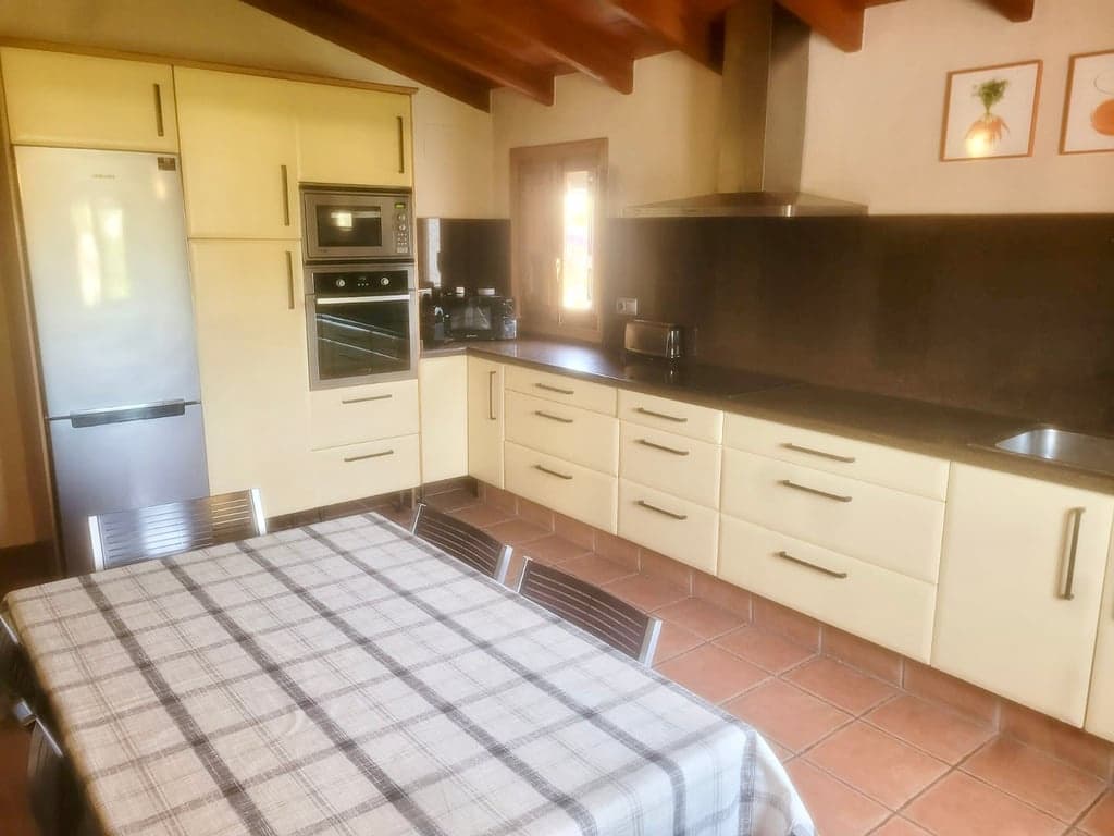 2 bedroom Villa for rent in Javea / Xabia with pool - € 1,800 (Ref: 9352972)