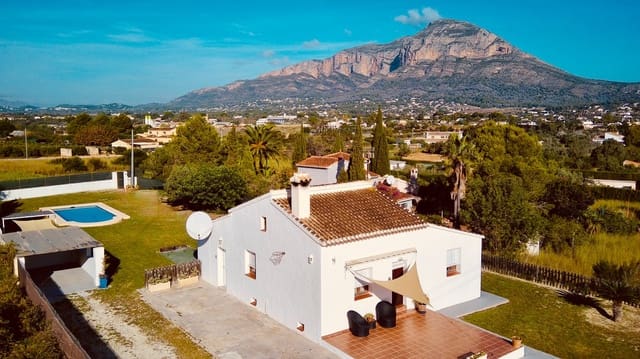 2 bedroom Villa for rent in Javea / Xàbia with pool - € 1,800 (Ref: 9352972)
