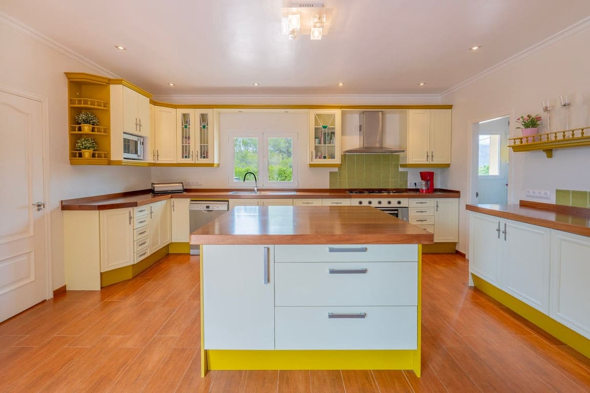 4 slaapkamer Villa te koop in Gata de Gorgos - € 659.000 (Ref: 9379654)