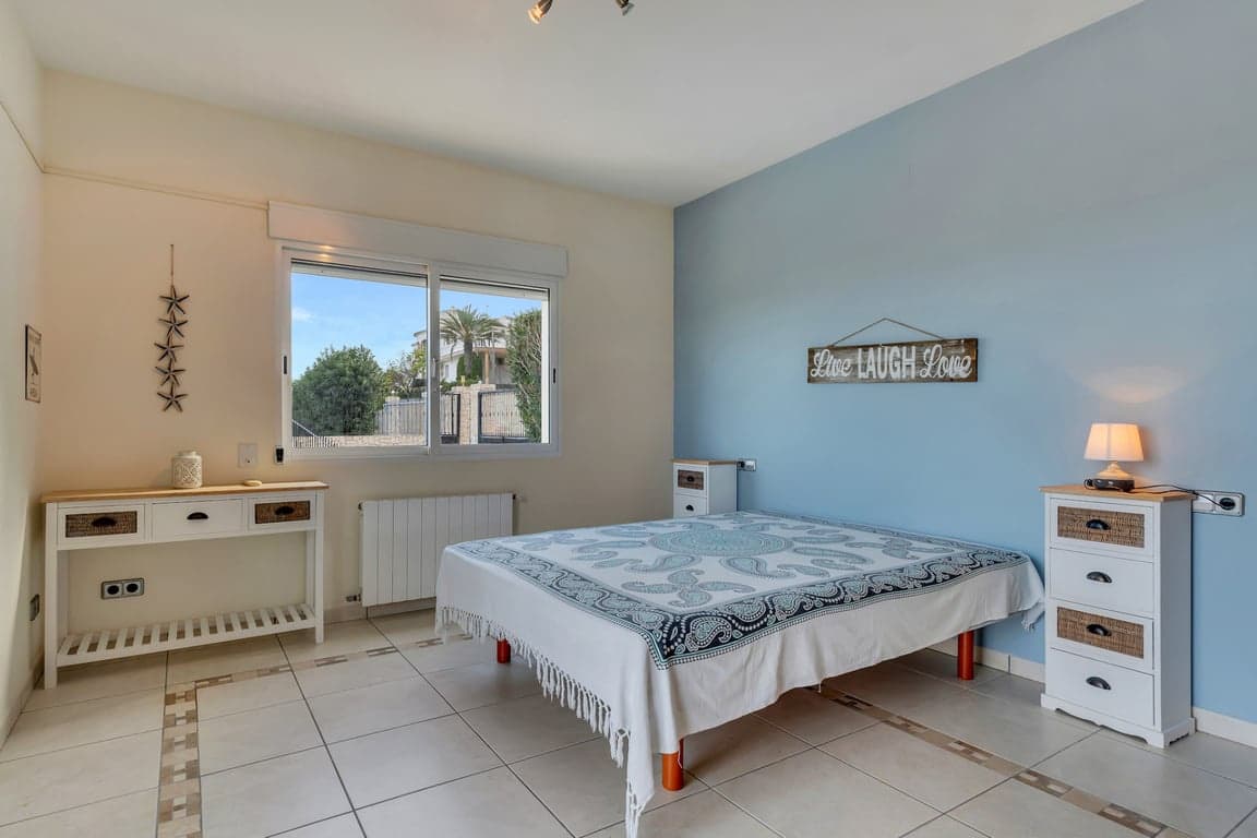 6 bedroom Villa for sale in Javea / Xabia with garage - € 1,650,000 (Ref: 9386535)