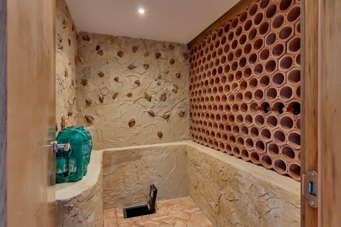 6 bedroom Villa for sale in Javea / Xabia with garage - € 1,650,000 (Ref: 9386535)