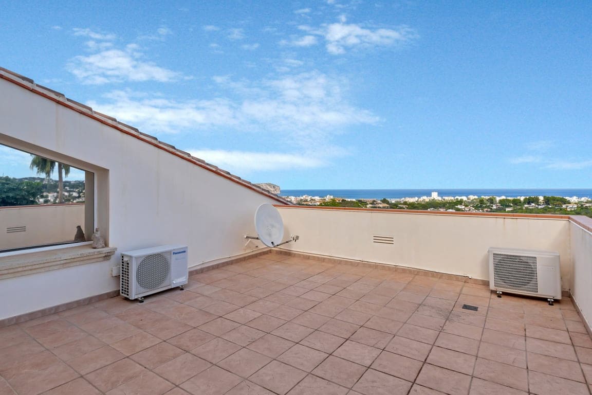 6 bedroom Villa for sale in Javea / Xabia with garage - € 1,650,000 (Ref: 9386535)