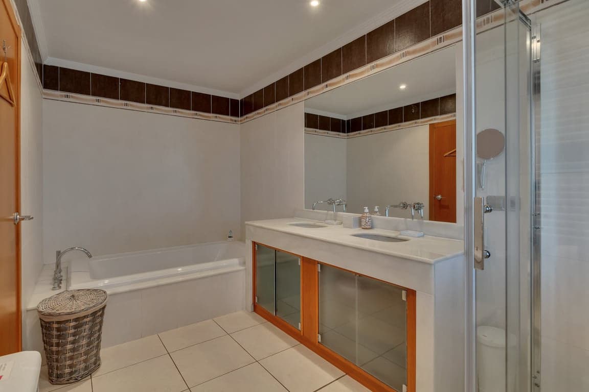 Chalet de 6 habitaciones en Javea / Xàbia en venta con piscina garaje - 1.650.000 € (Ref: 9386535)