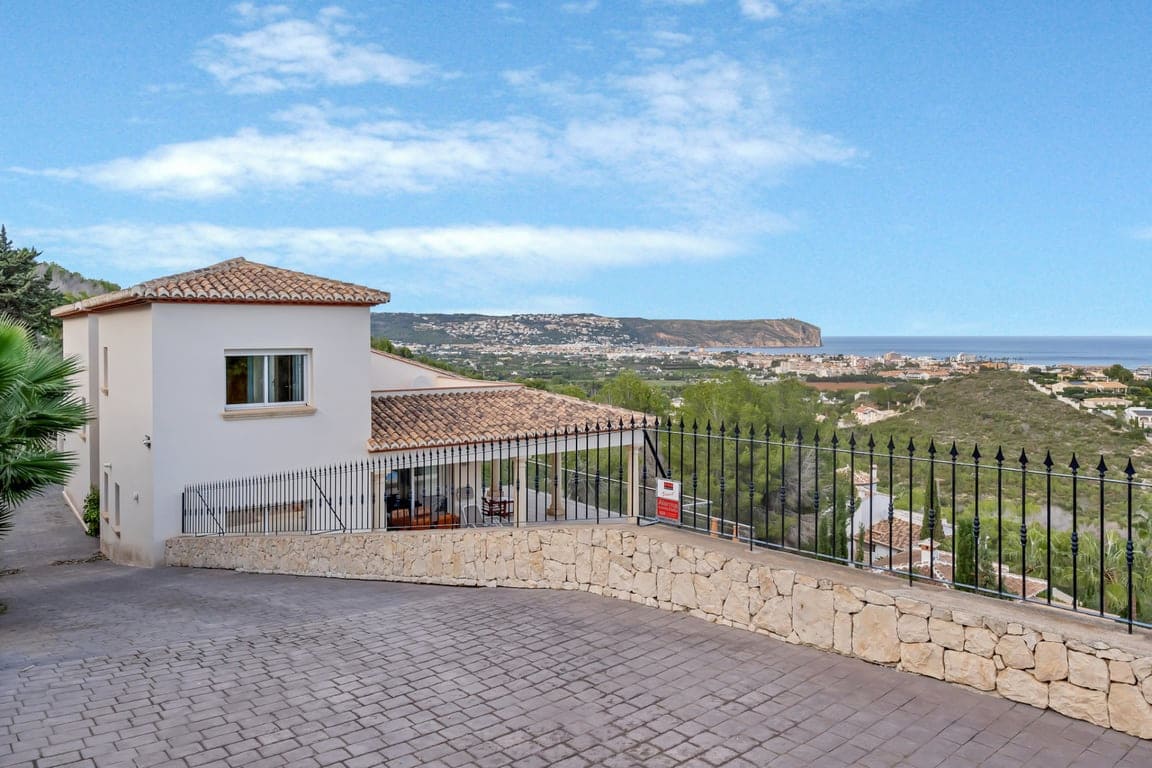 Chalet de 6 habitaciones en Javea / Xàbia en venta con piscina garaje - 1.650.000 € (Ref: 9386535)