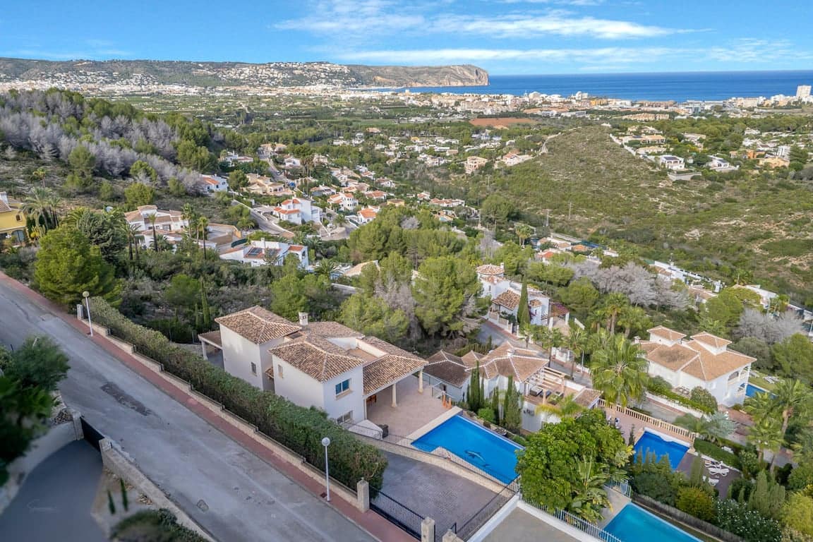 Chalet de 6 habitaciones en Javea / Xàbia en venta con piscina garaje - 1.650.000 € (Ref: 9386535)