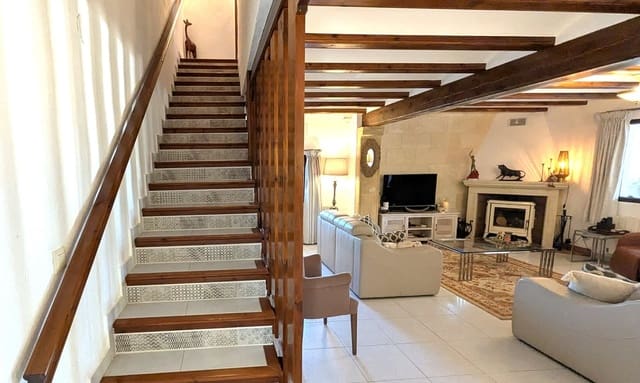 3 soveværelse Villa til salg i Javea / Xàbia med swimmingpool garage - € 749.000 (Ref: 9537069)