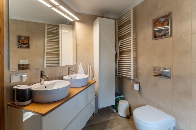 4 sypialnia Willa na sprzedaż w Dénia z basenem garażem - 659 000 € (Ref: 9571903)