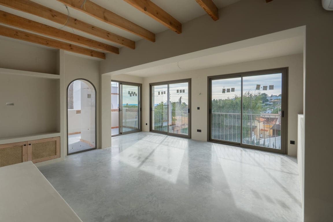 Chalet de 3 habitaciones en Benissa en venta con piscina - 795.000 € (Ref: 9672106)