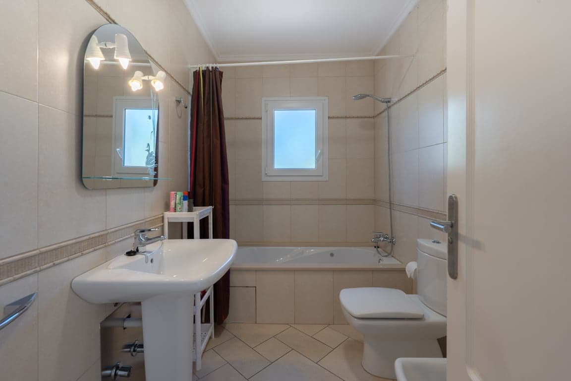 Chalet de 3 habitaciones en Javea / Xàbia en venta con piscina garaje - 625.000 € (Ref: 9953414)