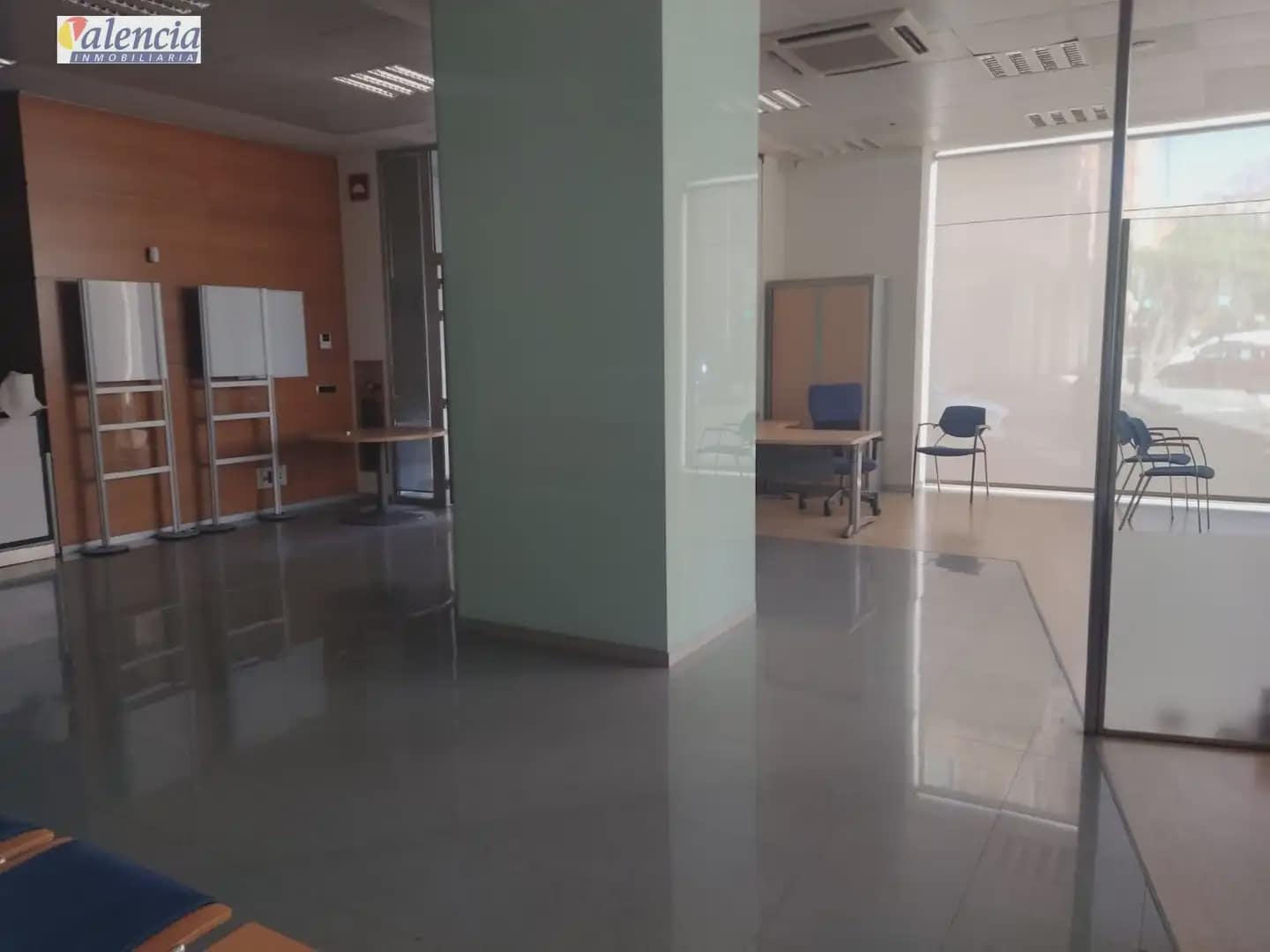 Local Comercial en València ciudad en venta - 327.000 € (Ref: 10007617)