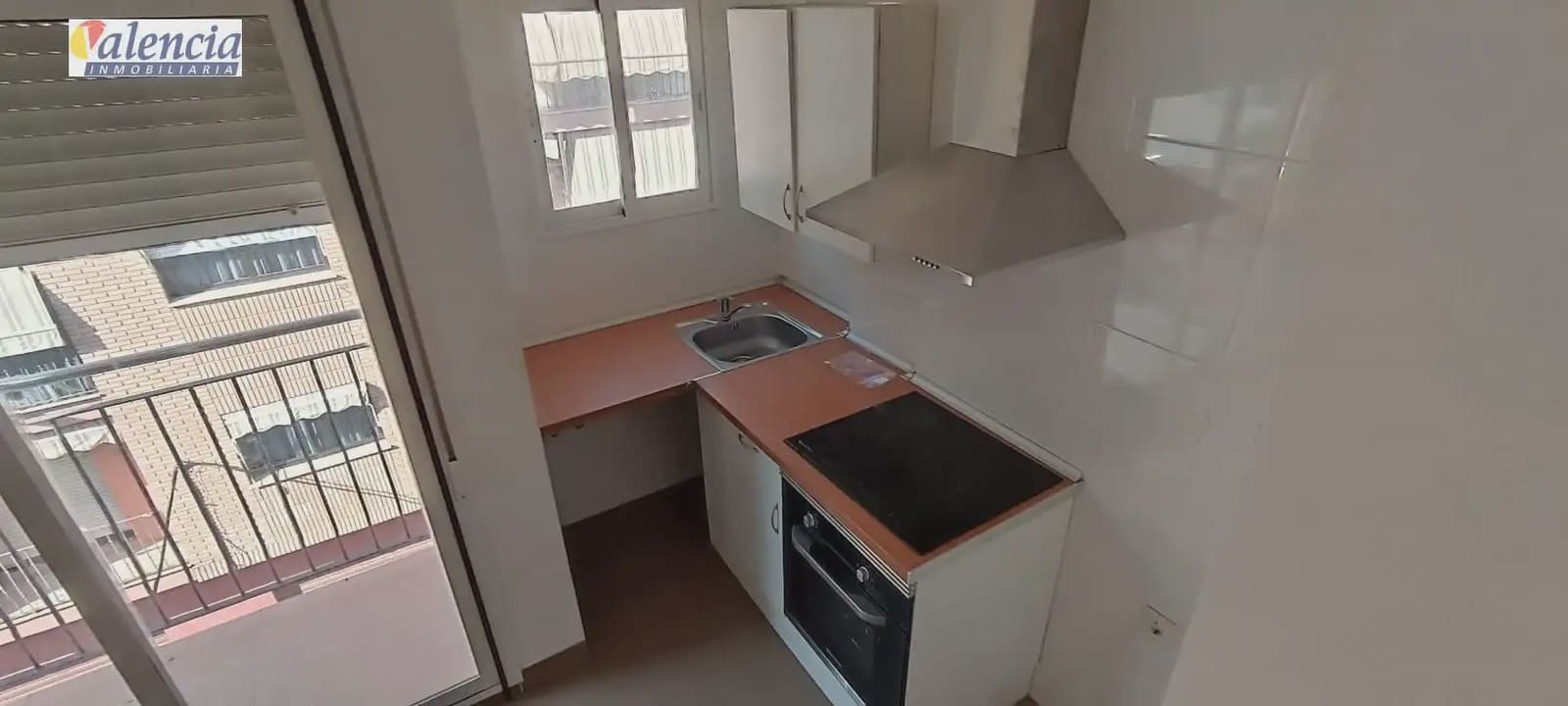 1 bedroom Apartment for sale in Paterna - € 155,000 (Ref: 10007623)