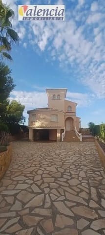 5 sovrum Villa till salu i Chiva - 770 000 € (Ref: 10007624)
