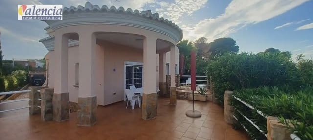 5 sovrum Villa till salu i Chiva - 770 000 € (Ref: 10007624)