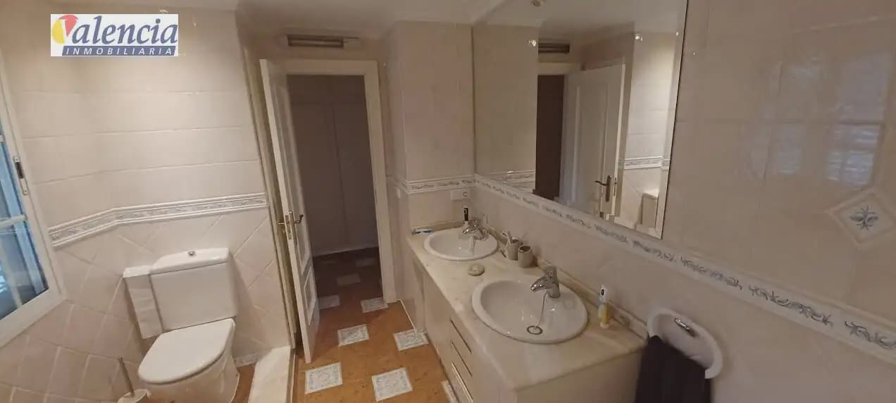 5 sovrum Villa till salu i Chiva - 770 000 € (Ref: 10007624)
