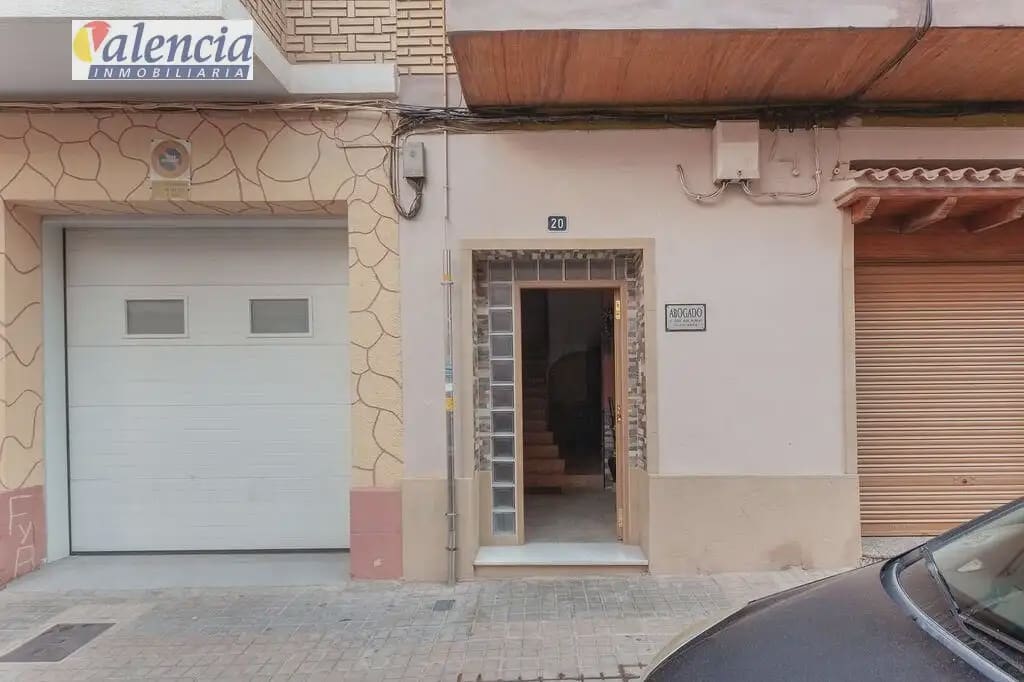 3 bedroom Flat for sale in Paterna - € 155,000 (Ref: 10007625)