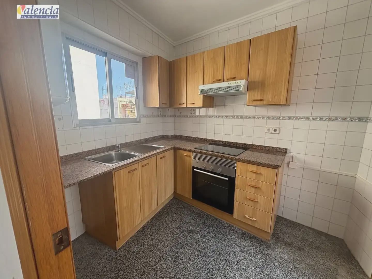 3 bedroom Flat for sale in Paterna - € 155,000 (Ref: 10007625)