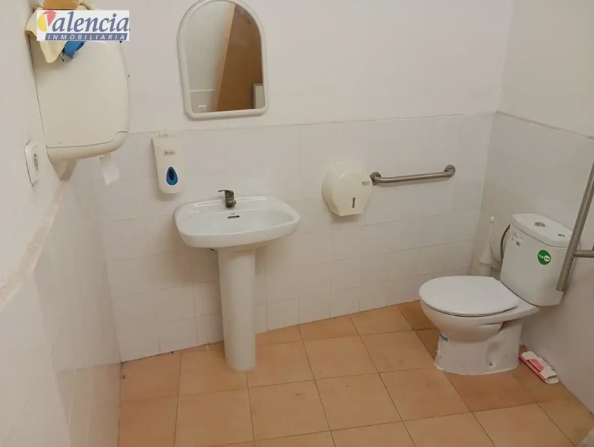 Komercyjne do wynajęcia w Miasto Walencja - 1 360 € (Ref: 10007626)