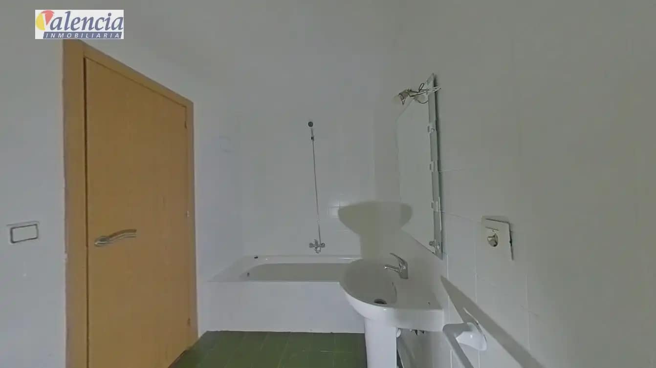 4 sovrum Lägenhet till salu i Paterna - 182 000 € (Ref: 10007628)