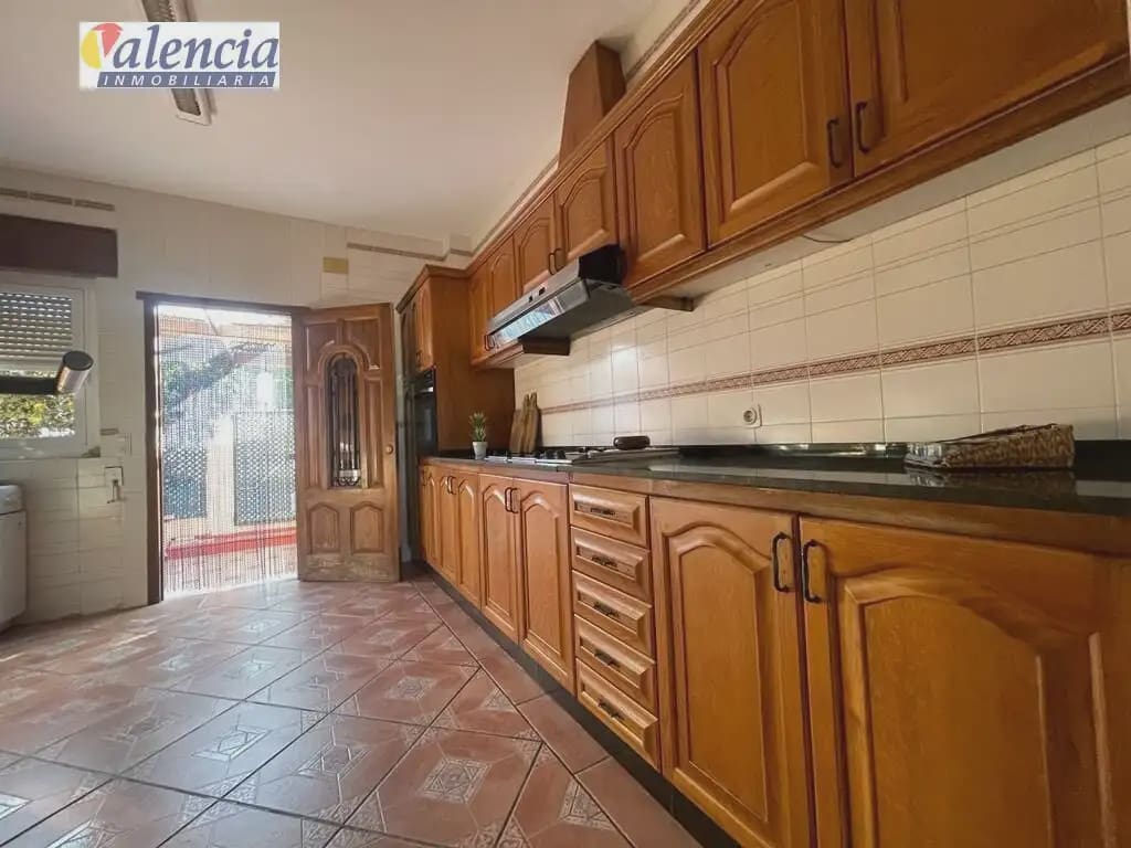 5 quarto Moradia para venda em Cullera com piscina garagem - 445 000 € (Ref: 10007630)