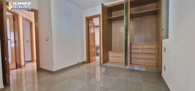 Piso de 3 habitaciones en Vara de Quart, València ciudad en venta - 320.000 € (Ref: 10007631)