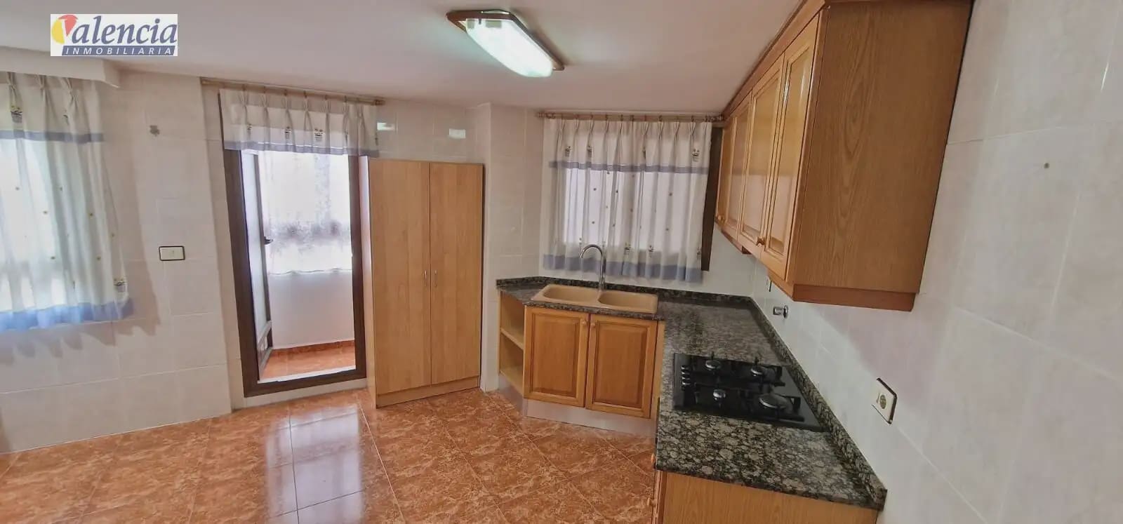 Piso de 3 habitaciones en València ciudad en venta - 320.000 € (Ref: 10007631)