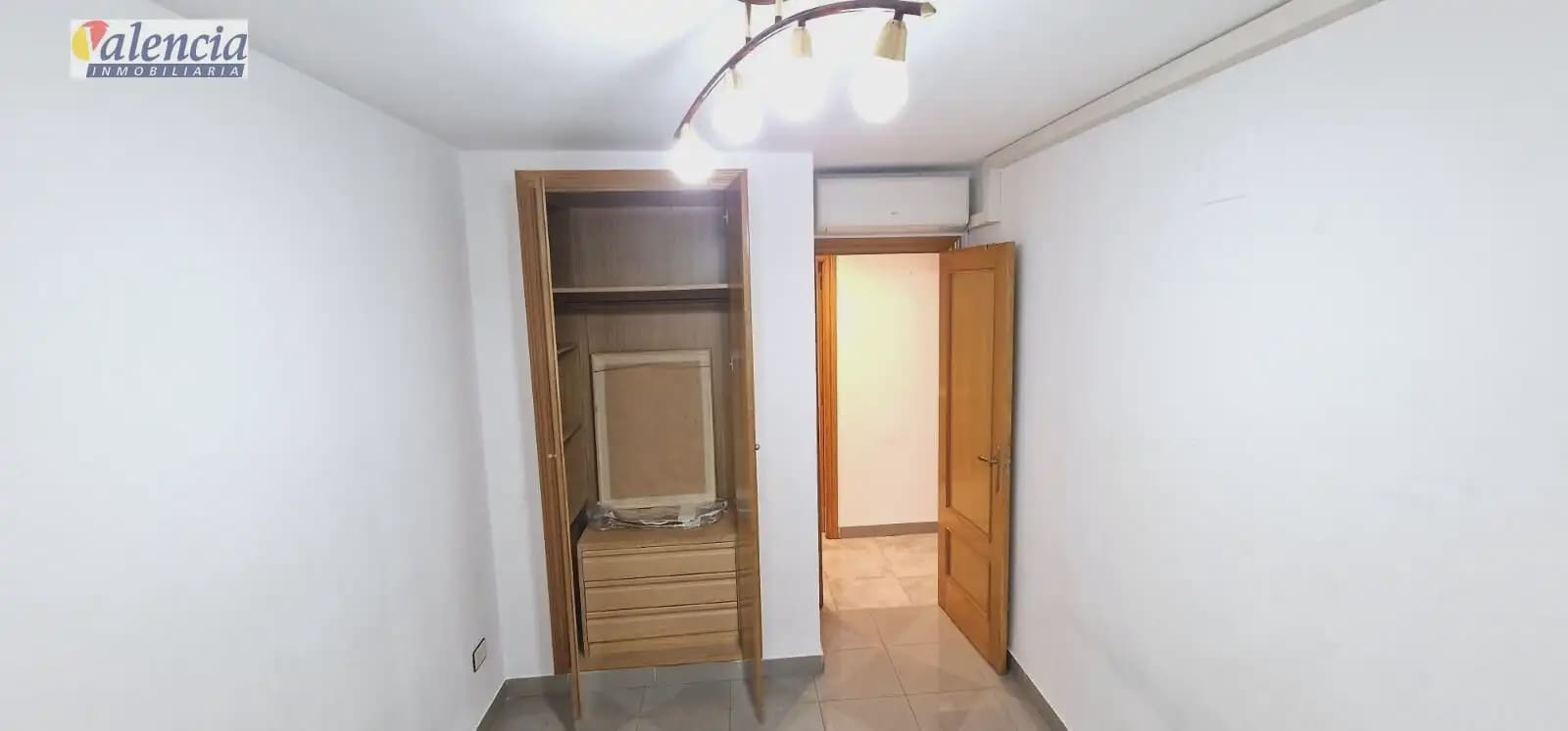 Piso de 3 habitaciones en València ciudad en venta - 320.000 € (Ref: 10007631)