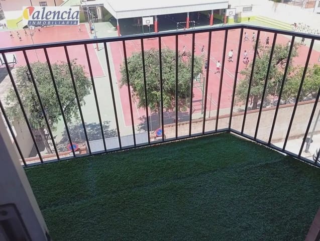 4 bedroom Flat for sale in Centro Ciudad, Paterna - € 195,000 (Ref: 10007632)
