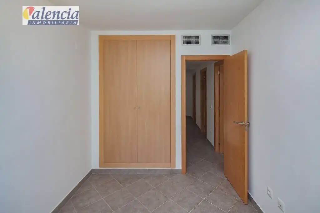 Adosado de 3 habitaciones en Gilet en venta - 300.000 € (Ref: 10007638)