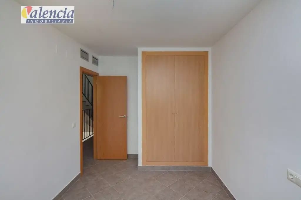 Adosado de 3 habitaciones en Gilet en venta - 300.000 € (Ref: 10007638)