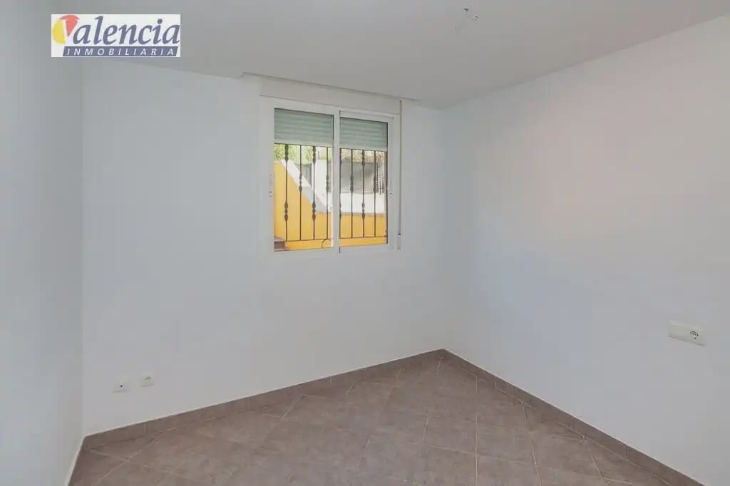 Adosado de 3 habitaciones en Gilet en venta - 300.000 € (Ref: 10007638)