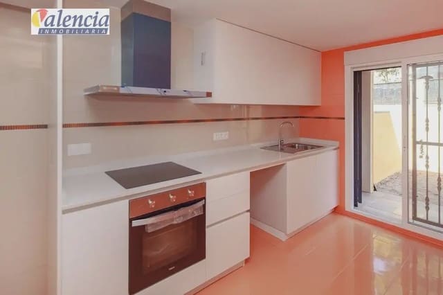 Adosado de 3 habitaciones en Gilet en venta - 300.000 € (Ref: 10007638)