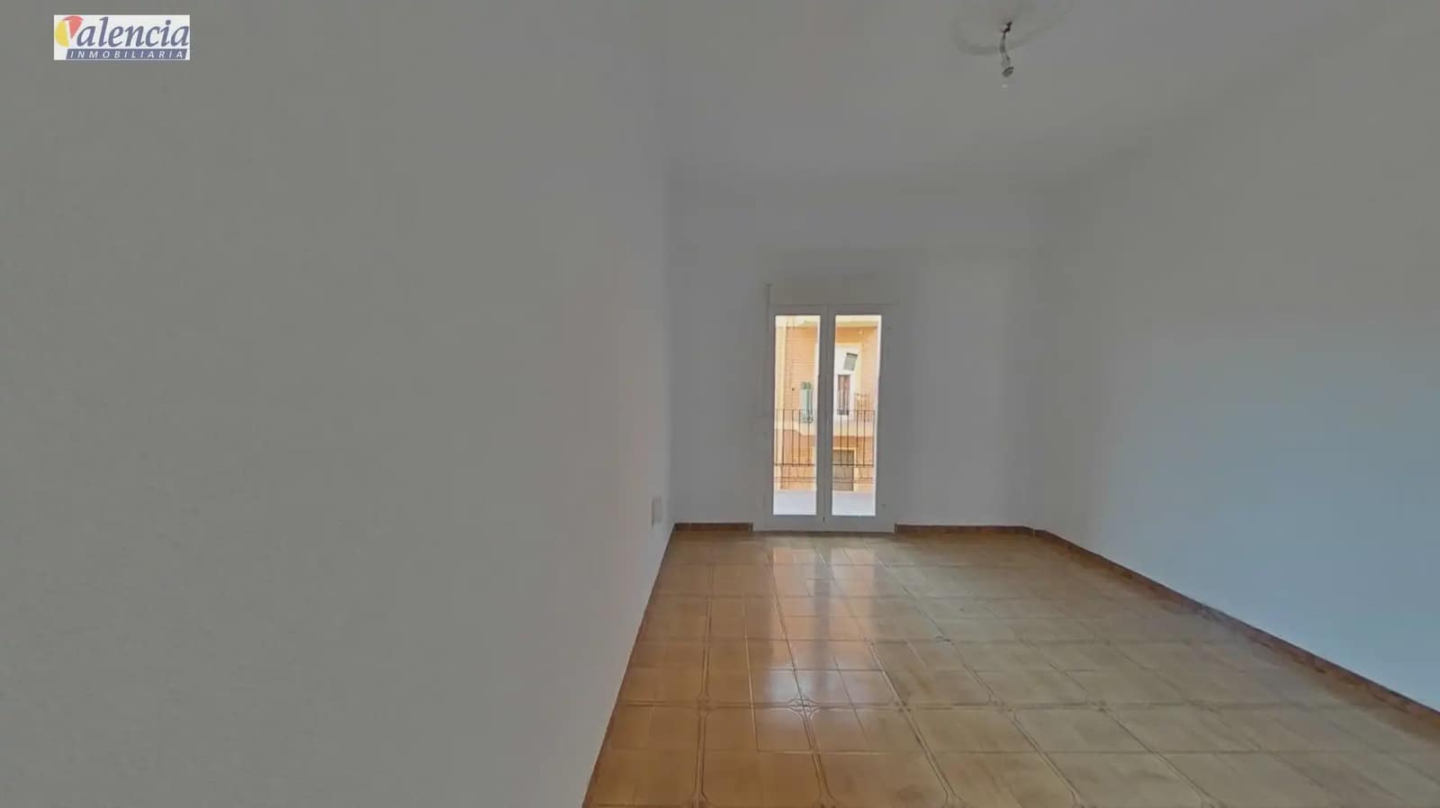4 bedroom Flat for sale in Xirivella - € 170,000 (Ref: 10007639)